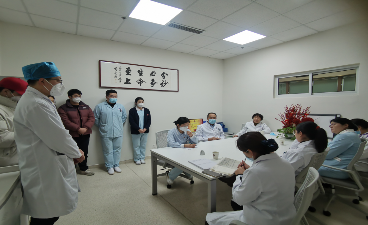 青滨附院急诊医学科组织开展疑似呼吸道传染病应急演练
